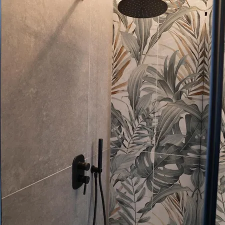 Nomad 3* La Spezia